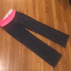 Lululemon grey pink band yoga pants size 6 regular